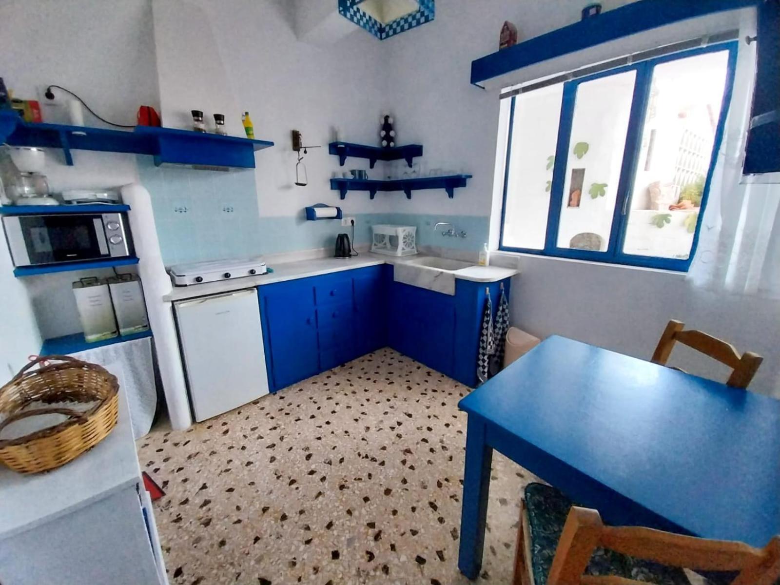 Blue On The Beach Порос Экстерьер фото
